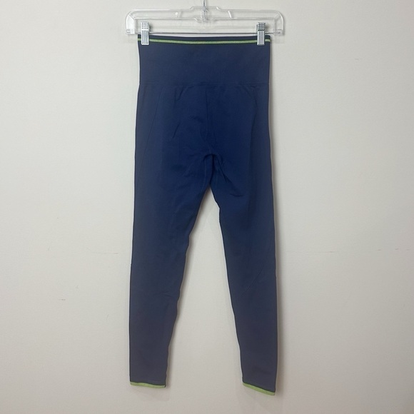 Soul X SoulCycle Seamless Leggings Navy Blue with Green Stripe - Picture 4 of 7